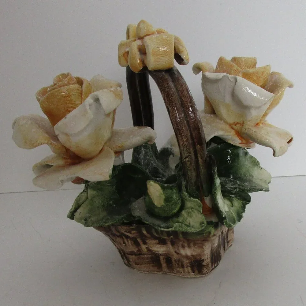 Capodimonte flower basket